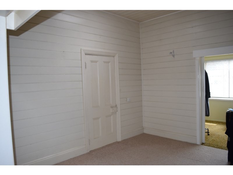 96 Ollera Street, Guyra NSW 2365