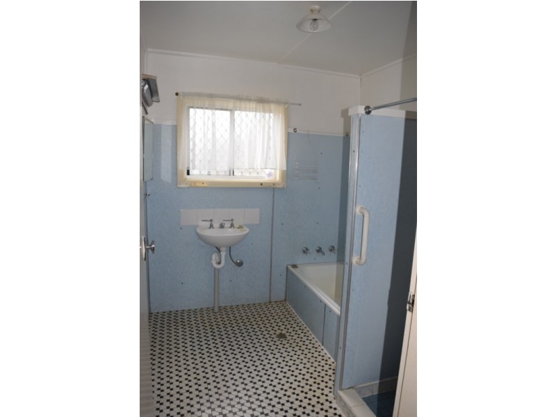 96 Ollera Street, Guyra NSW 2365