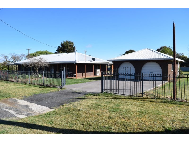 113 Ollera Street, Guyra NSW 2365