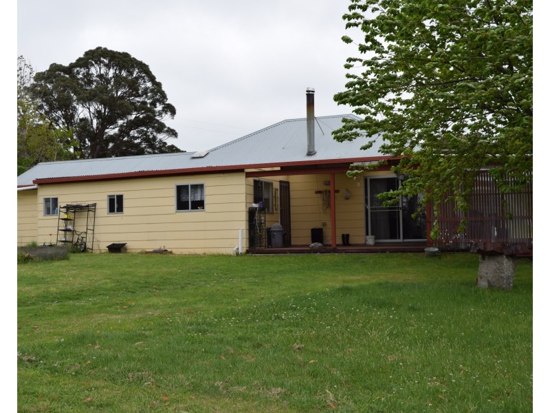 372 Rays Road, Black Mountain NSW 2365