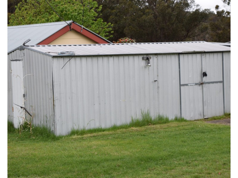 372 Rays Road, Black Mountain NSW 2365