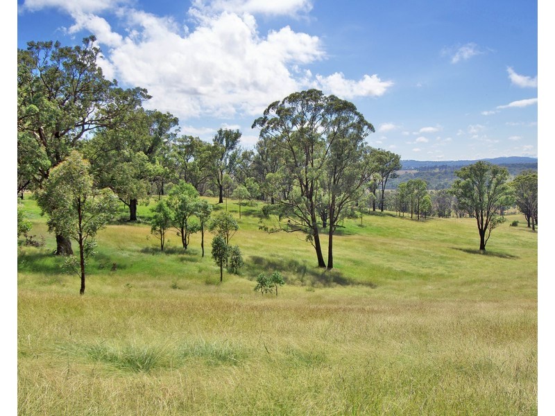 88 Gara Road, Armidale NSW 2350