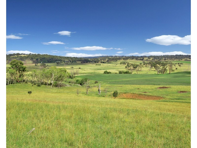 88 Gara Road, Armidale NSW 2350