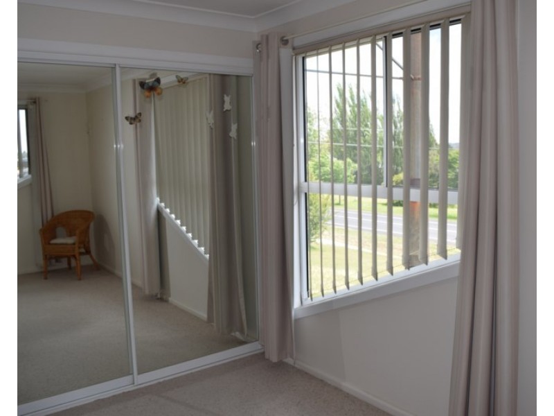 33 Malpas Street, Guyra NSW 2365