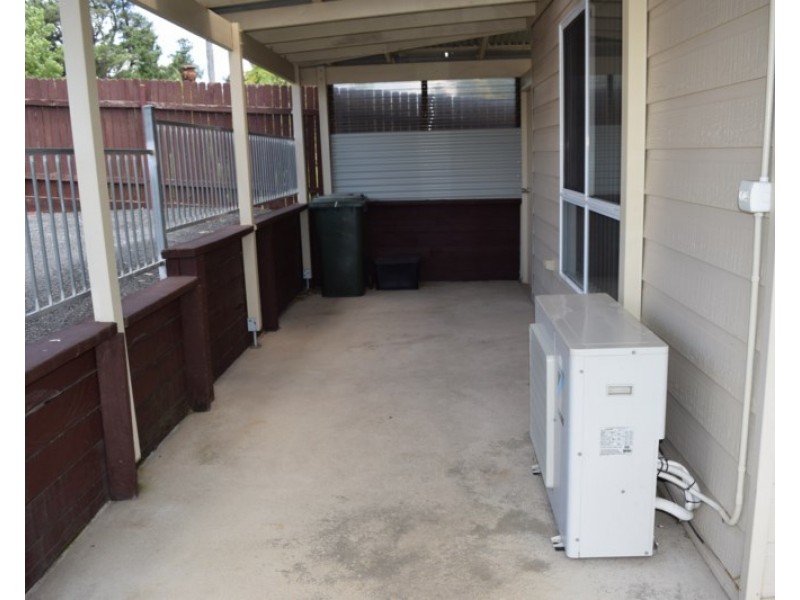 33 Malpas Street, Guyra NSW 2365