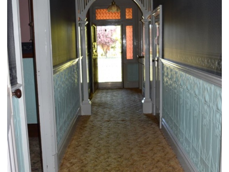 9 Moore Street, Guyra NSW 2365