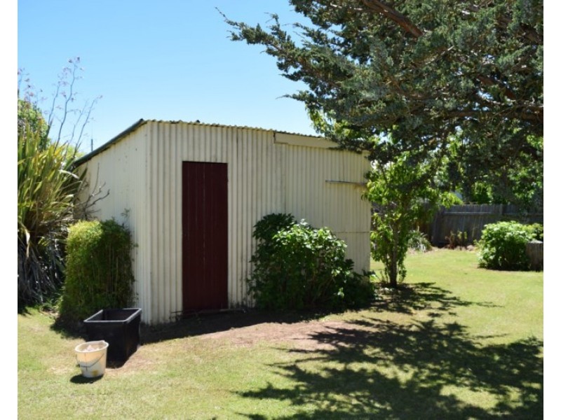 9 Moore Street, Guyra NSW 2365