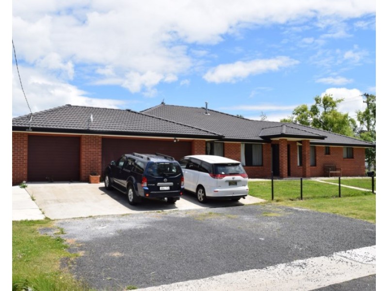 196 Sandon Street, Guyra NSW 2365