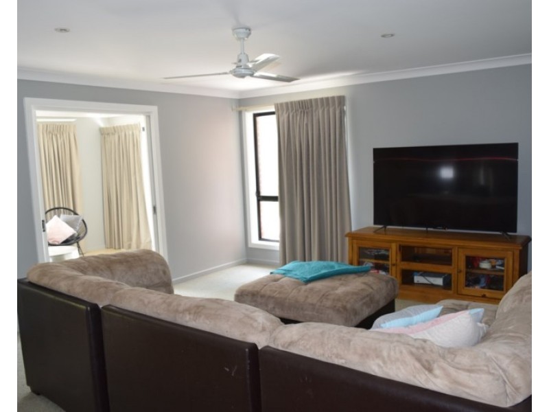 196 Sandon Street, Guyra NSW 2365