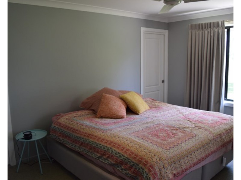 196 Sandon Street, Guyra NSW 2365