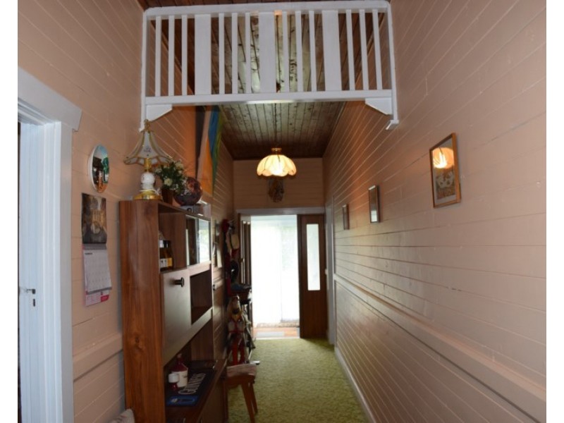 806 Black Mountain Road, Black Mountain NSW 2365