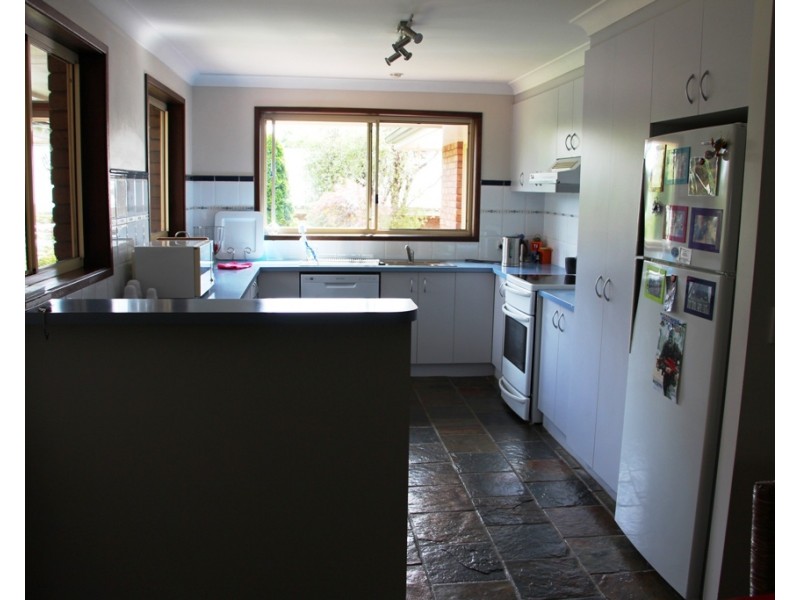 4 Pearson Street, Guyra NSW 2365