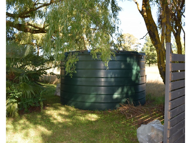 114 Oban Street, Guyra NSW 2365