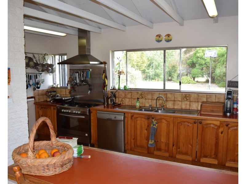 91 Glenambie Devoncourt Road, Uralla NSW 2358