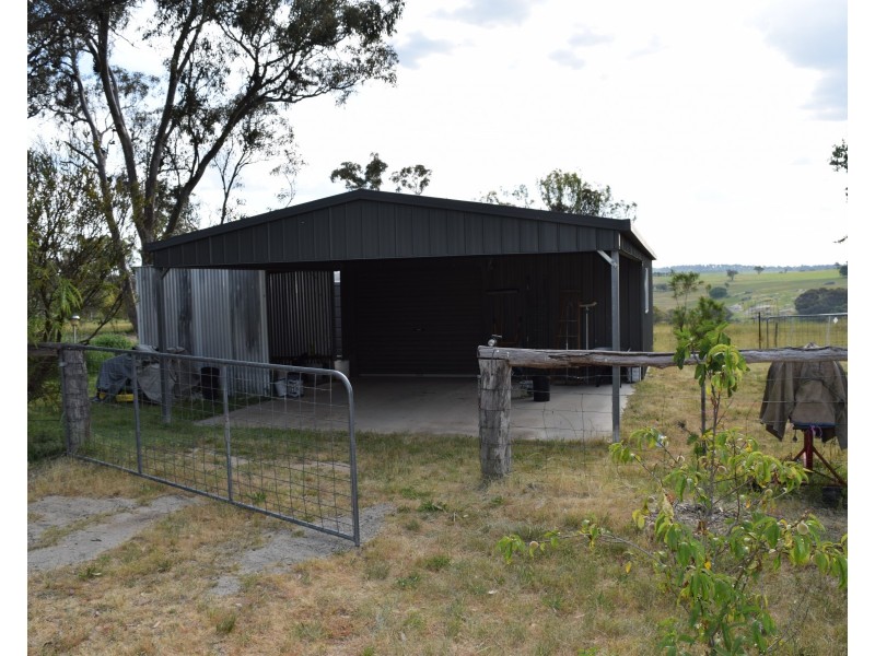 91 Glenambie Devoncourt Road, Uralla NSW 2358