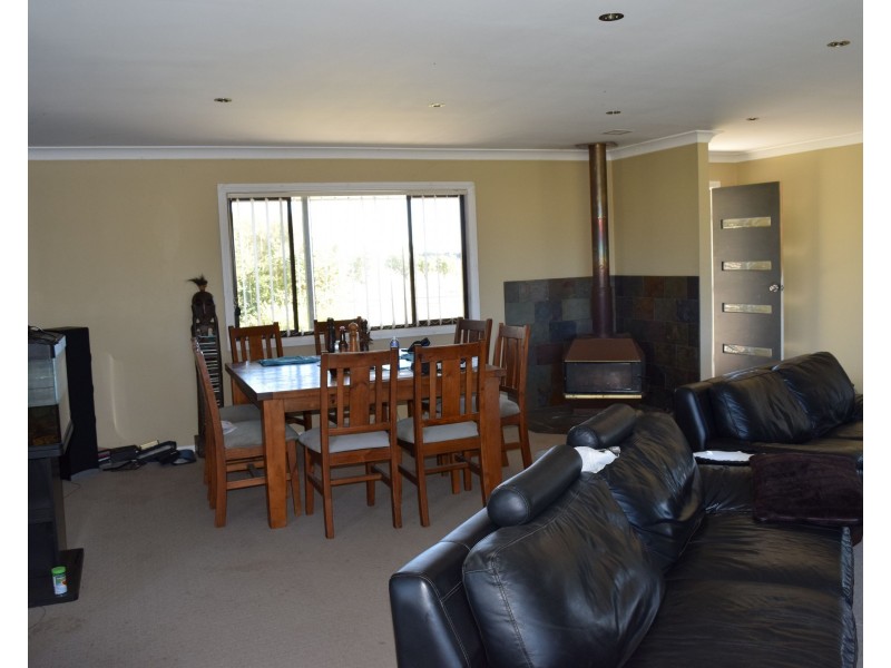 114 Oban Street, Guyra NSW 2365