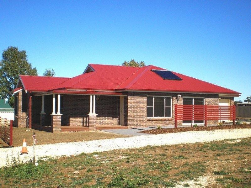 3/12 Hardinge Street, Guyra NSW 2365