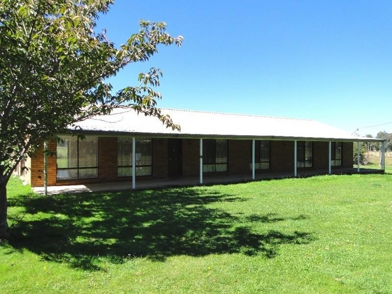 81 Prisk Street, Guyra NSW 2365