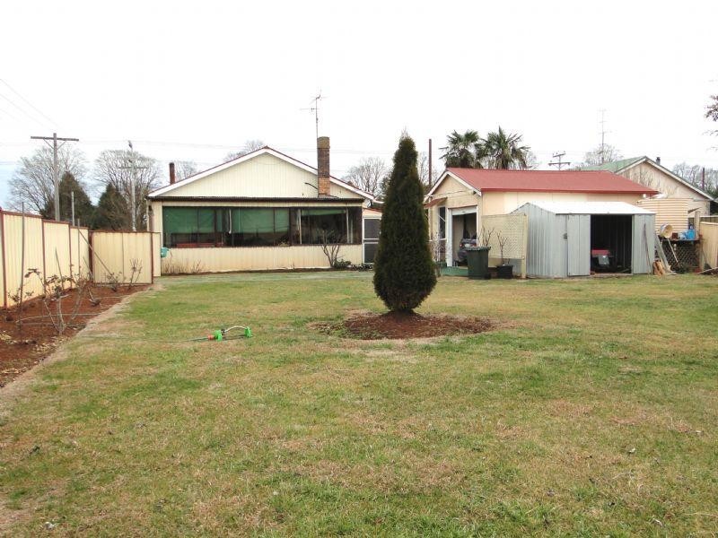 143 Malpas Street, Guyra NSW 2365