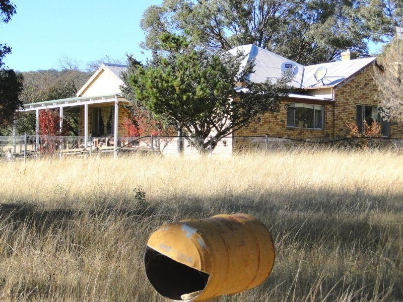 House Part “Ennis View” Armidale Gully Road, Armidale NSW 2350