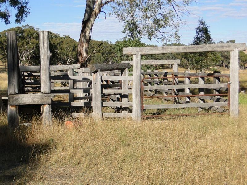 House Part “Ennis View” Armidale Gully Road, Armidale NSW 2350