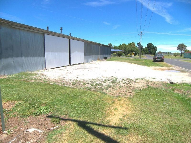 13 Nincoola Street, Guyra NSW 2365