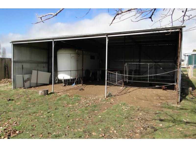 181 Whans Road, Llangothlin NSW 2365