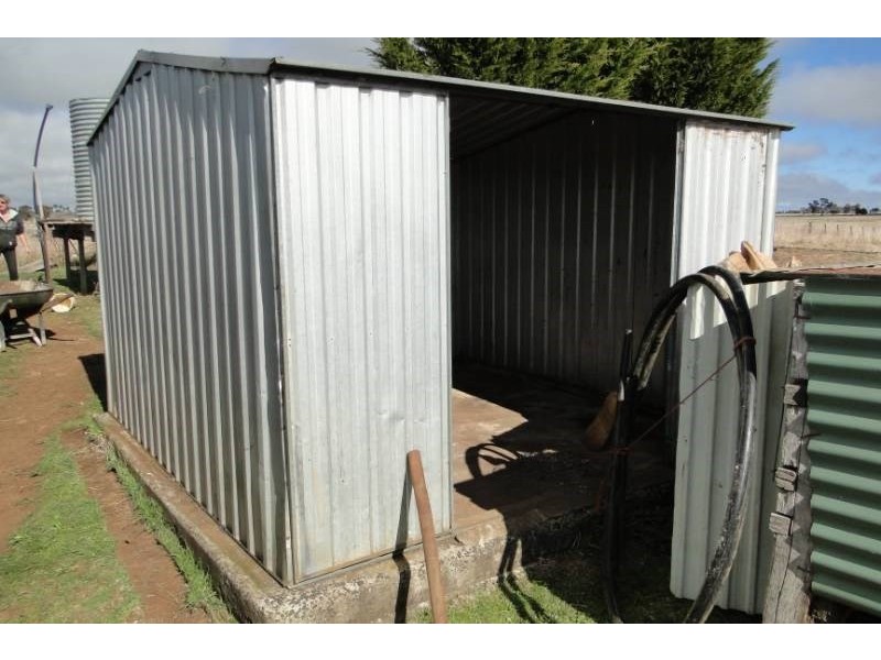 181 Whans Road, Llangothlin NSW 2365