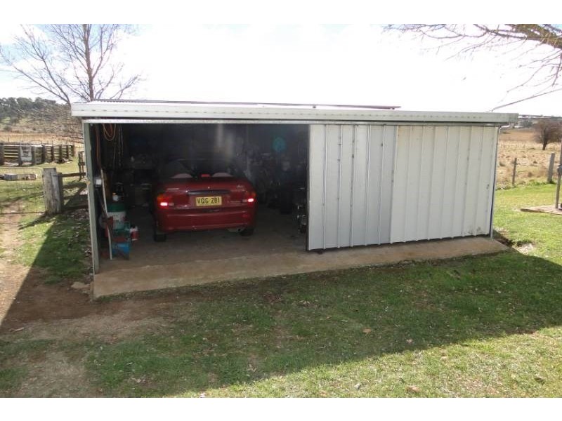 181 Whans Road, Llangothlin NSW 2365