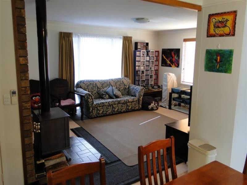 147 Malpas Street, Guyra NSW 2365