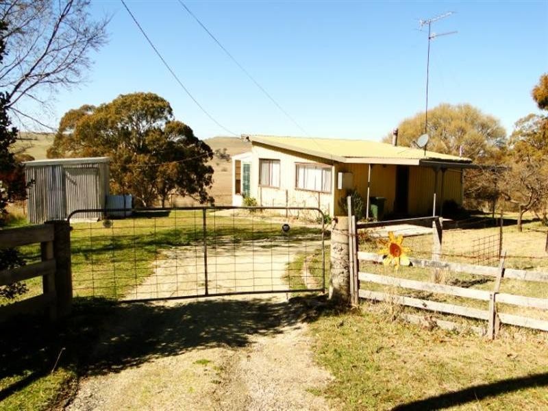 37 Gardiner Street, Guyra NSW 2365