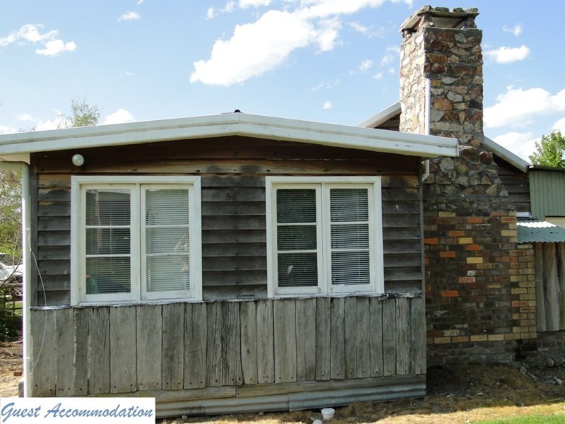 8601 Guyra Road, Guyra NSW 2365