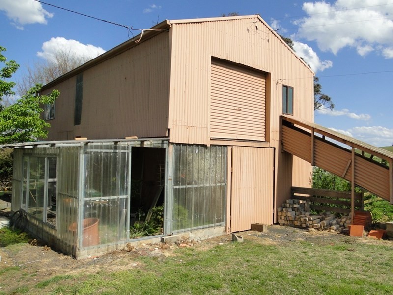 8601 Guyra Road, Guyra NSW 2365