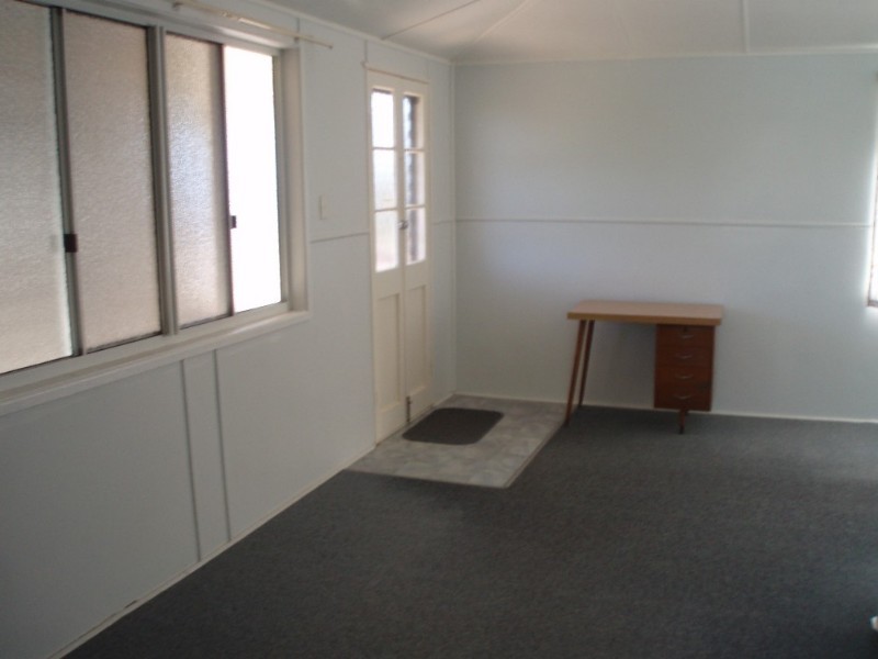 59 East Street, Mount Morgan QLD 4714