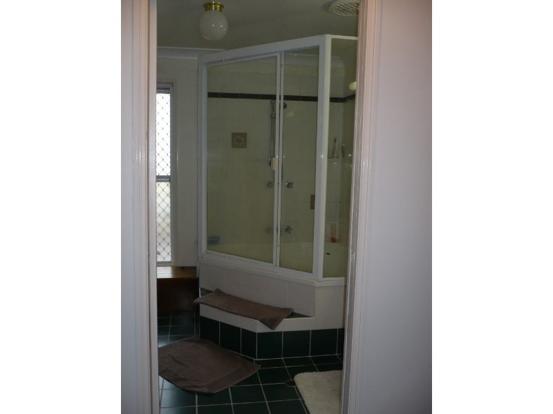 9 Thorsen Close, Gracemere QLD 4702