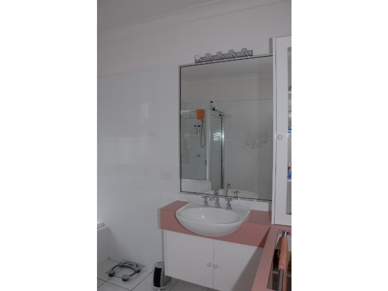 77 Nielsen Avenue, Glenlee QLD 4711