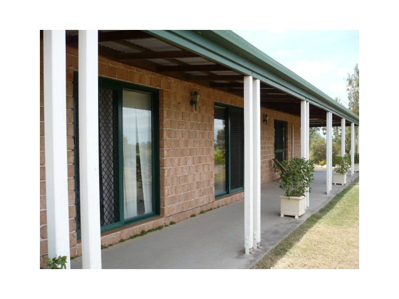 38 Goodwin Road, Gracemere QLD 4702