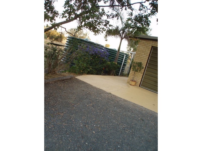 48 Watts Road, Gracemere QLD 4702