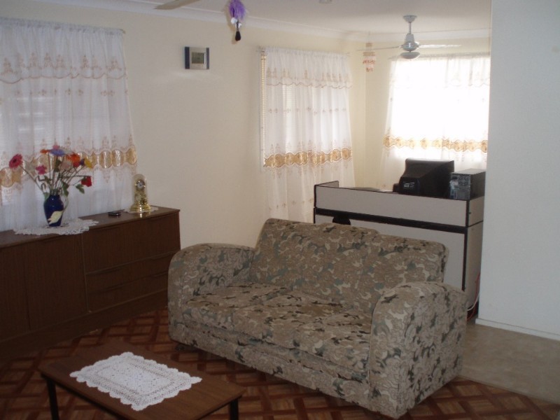 106 Morgan Street, Mount Morgan QLD 4714