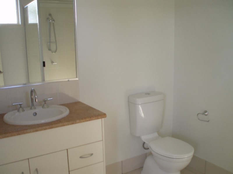 38 Lamb Avenue, Gracemere QLD 4702