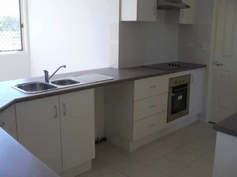 34 Lamb Avenue, Gracemere QLD 4702