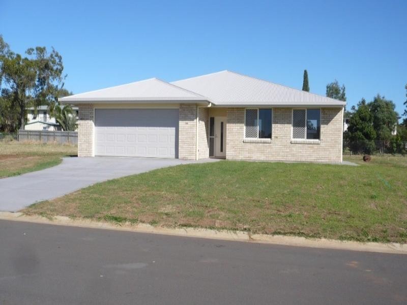 34 Lamb Avenue, Gracemere QLD 4702