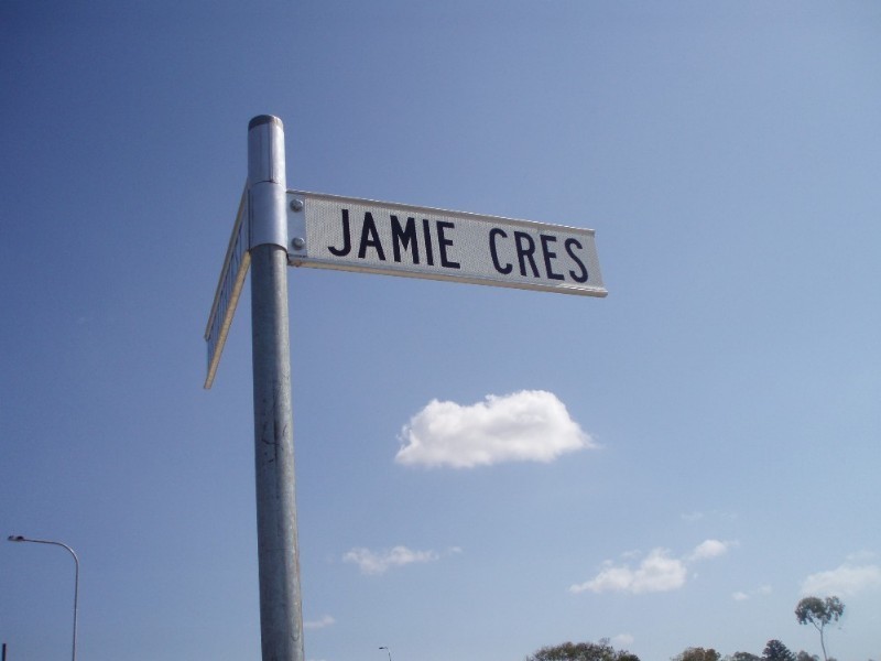 15 Jamie Crescent, Gracemere QLD 4702