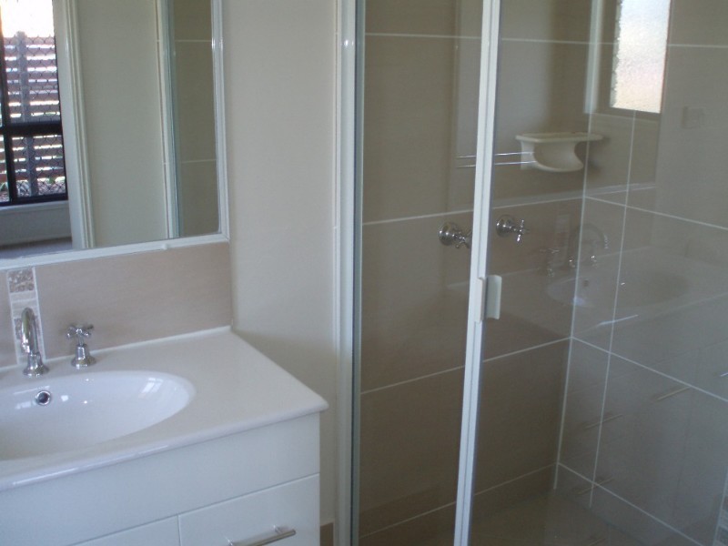 5 John Oxley Drive, Gracemere QLD 4702