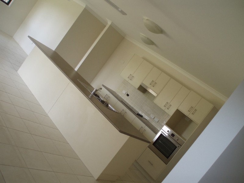 7 John Oxley Drive, Gracemere QLD 4702