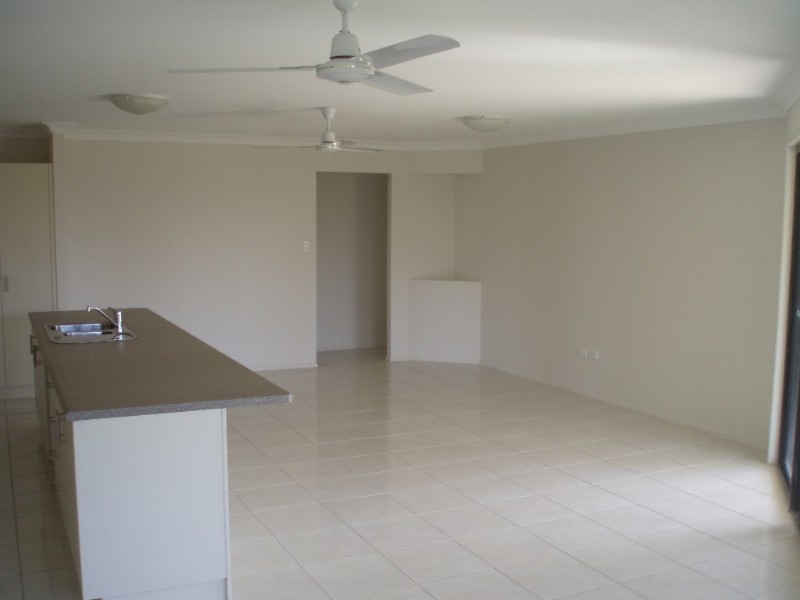 7 John Oxley Drive, Gracemere QLD 4702