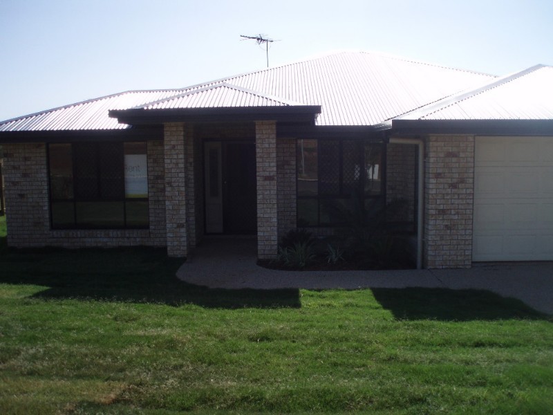 7 John Oxley Drive, Gracemere QLD 4702