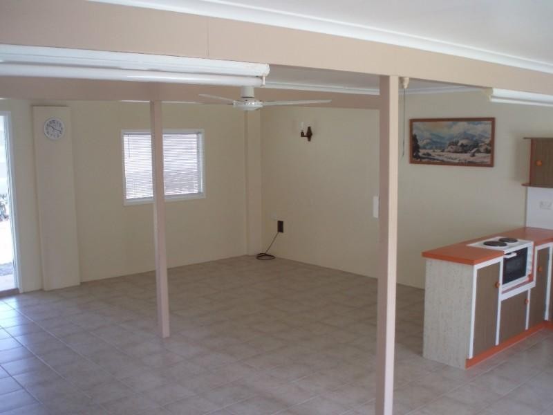 30 James Street, Gracemere QLD 4702