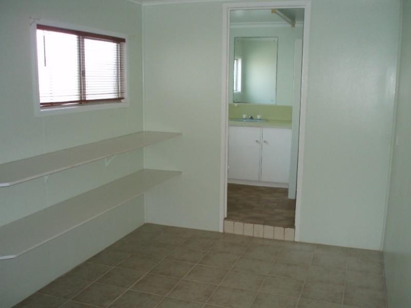 30 James Street, Gracemere QLD 4702