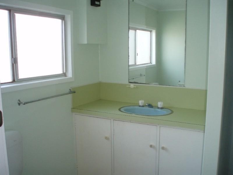 30 James Street, Gracemere QLD 4702